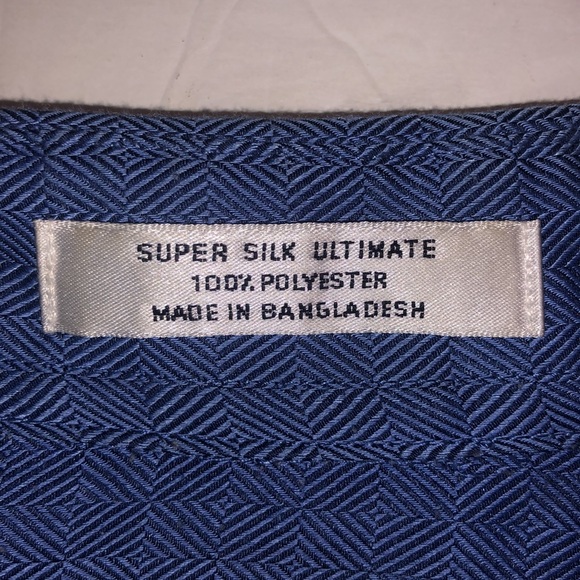 Van Heusen Men’s Button Down Size XL 17 (36/37) - Picture 5 of 7